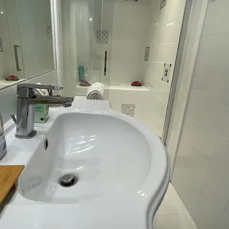 Large 2-room - Wifi, Air Conditioning * קאן
