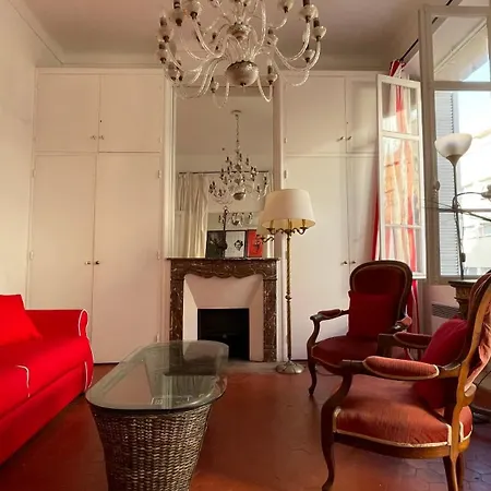 Large 2-room - Wifi, Air Conditioning Apartment