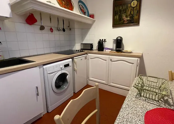 Large 2-room - Wifi, Air Conditioning