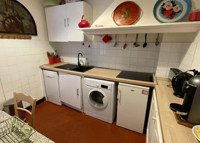 Large 2-room - Wifi, Air Conditioning