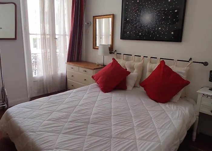 Large 2-room - Wifi, Air Conditioning * كان